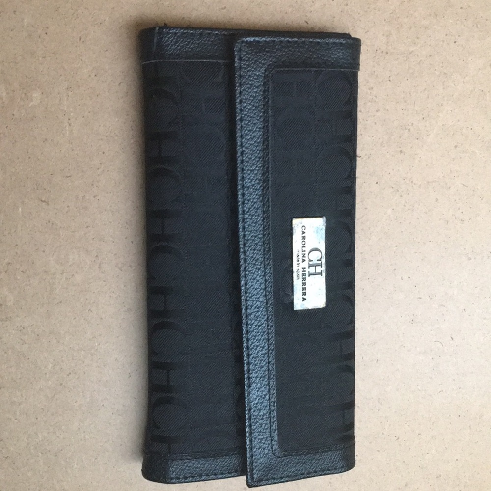Used ch wallet